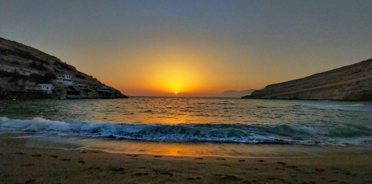 Beach View Matala Exterior photo